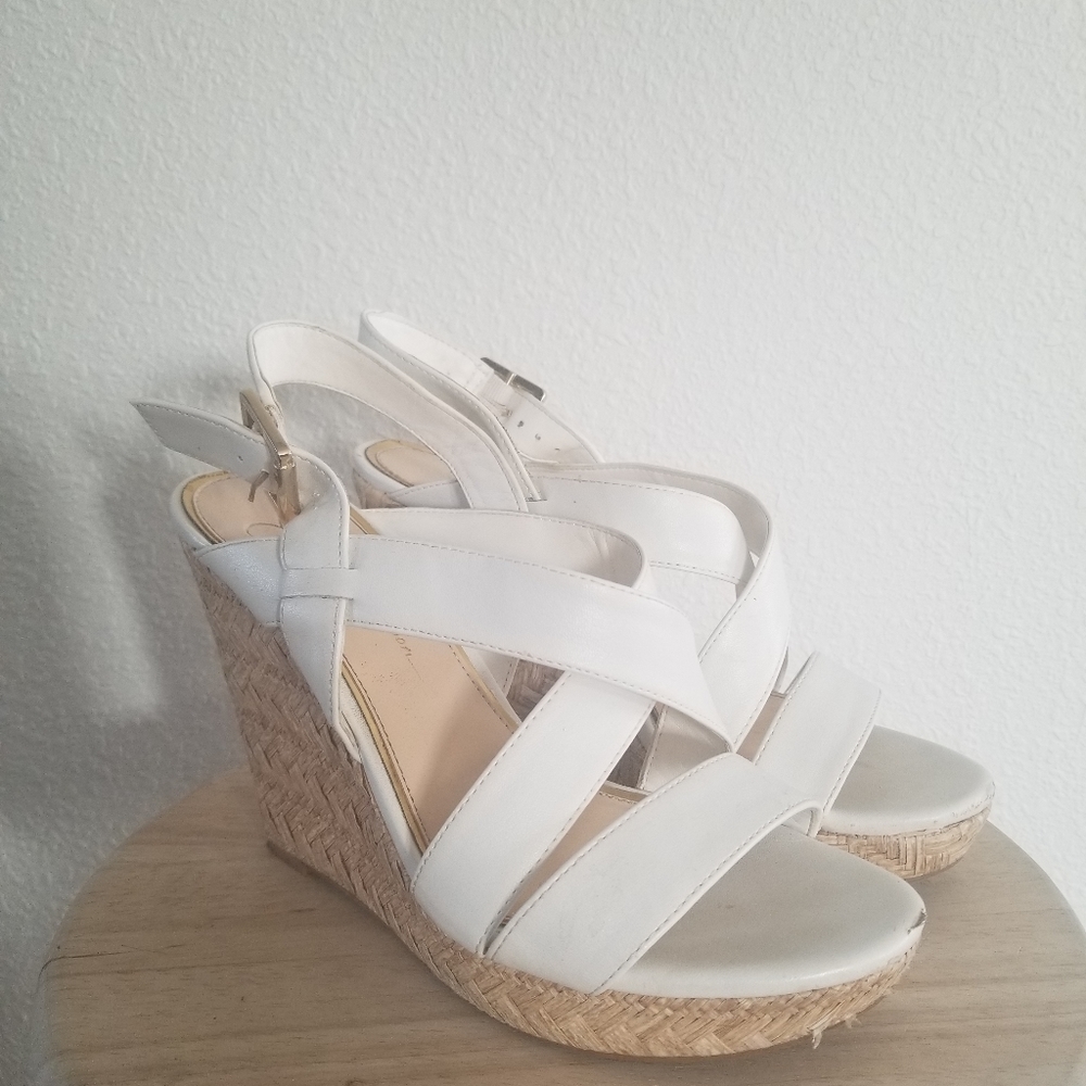 Jessica Simpson White Wedges